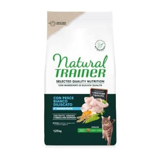 Natural Trainer Selected Quality Sterilised per gatti (pesce bianco)
