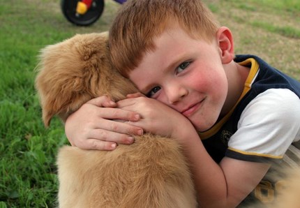 Regala anche tu corsi di pet therapy a una scuola