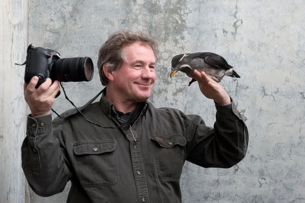 Sta fotografando tutto il regno animale