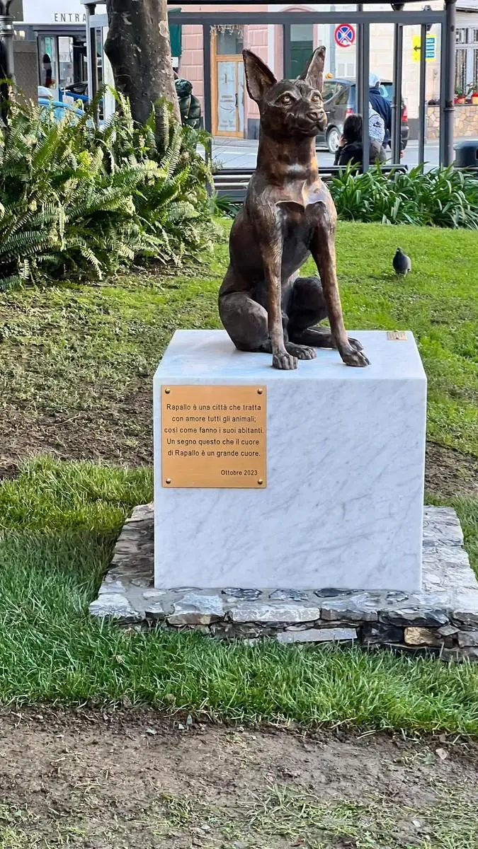 Rapallo, il monumento per il cane Ciccio